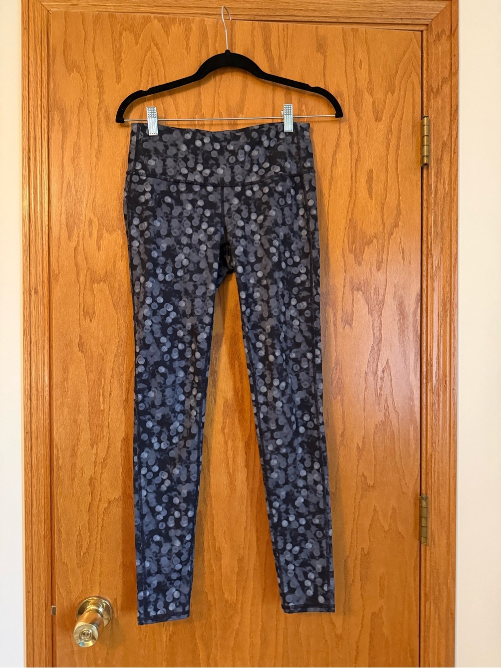 Athleta High-Rise Gray Dot Print Leggings